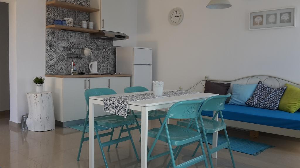 Amadrian Apartments シベニク エクステリア 写真